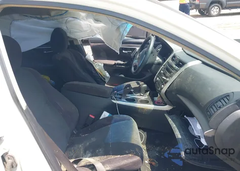 2013 Nissan Altima 2.5 S z USA, uszkodzony, nr VIN 1N4AL3AP9DC111617